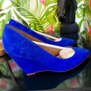 POUR LA VICTOIRE WEDGES